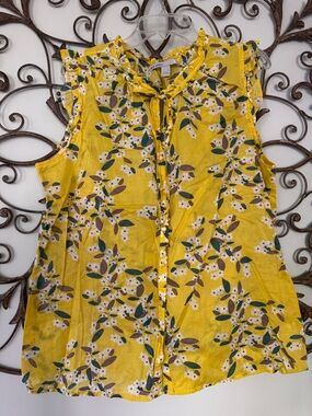 Old Navy cotton blouse size large. NWOT